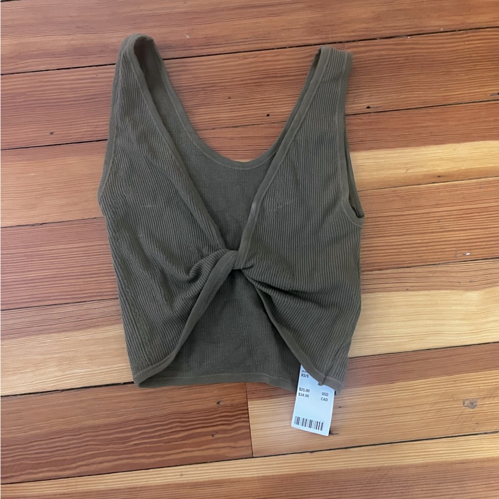 Urban outfitters crop top